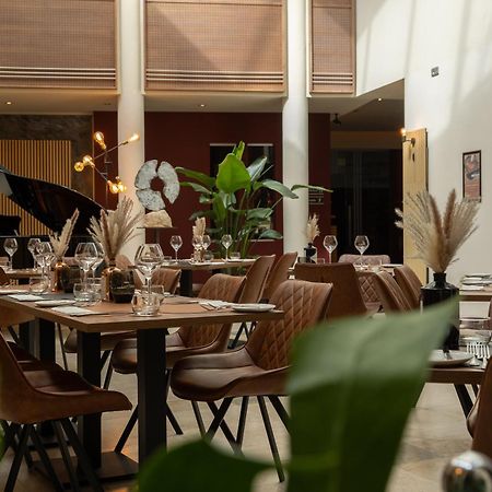 Hotel Van Eyck Maaseik Εξωτερικό φωτογραφία