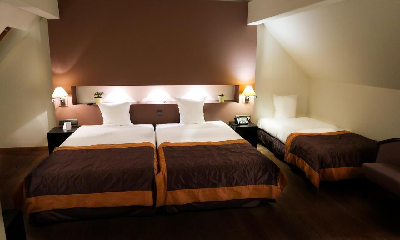 Hotel Van Eyck Maaseik Εξωτερικό φωτογραφία
