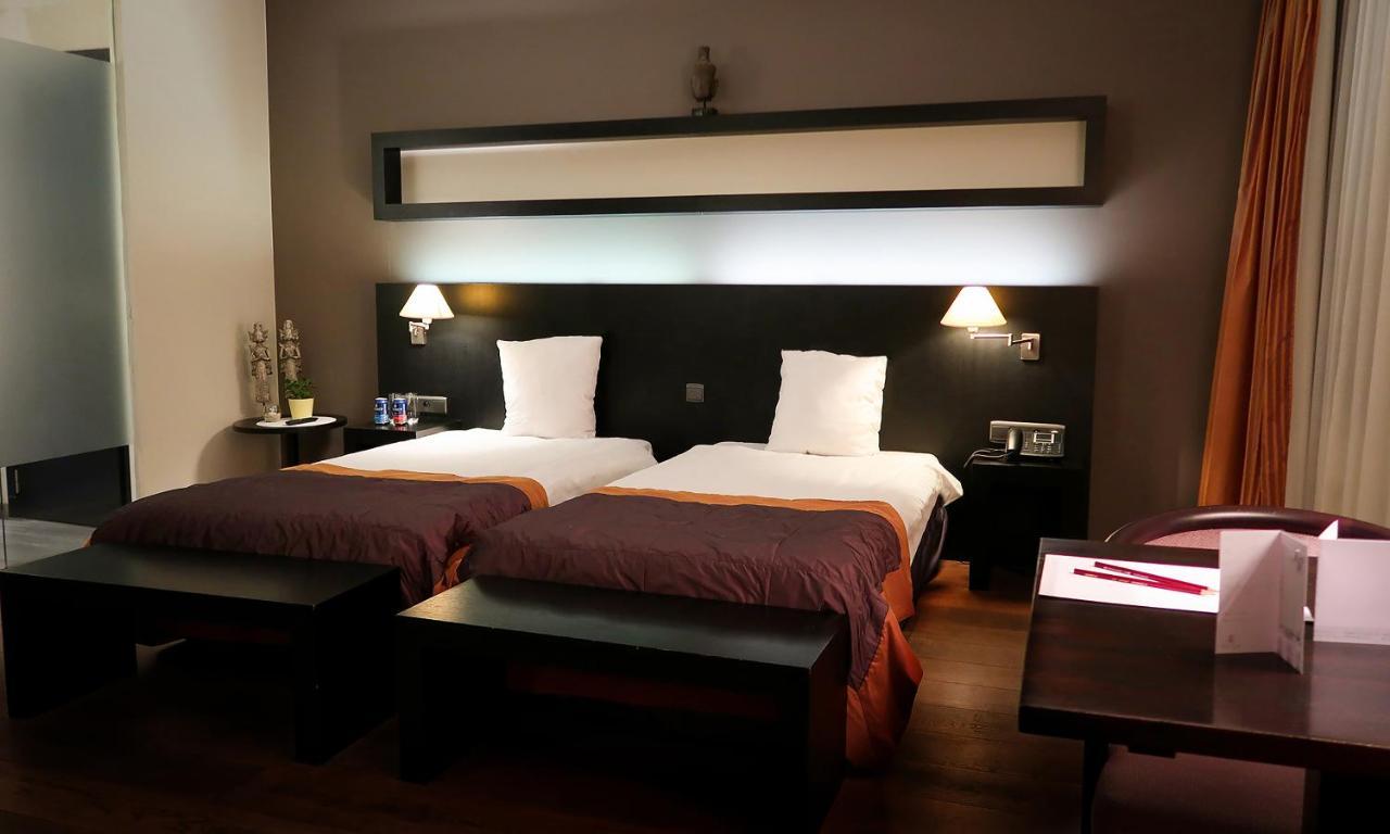 Hotel Van Eyck Maaseik Εξωτερικό φωτογραφία