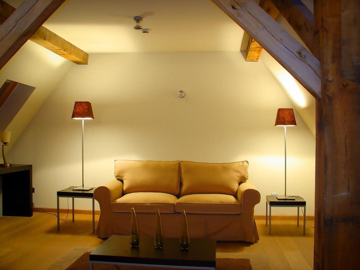 Hotel Van Eyck Maaseik Εξωτερικό φωτογραφία